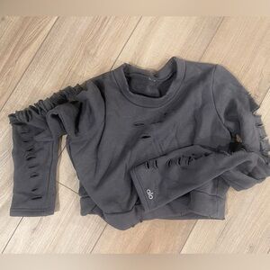 alo crop top